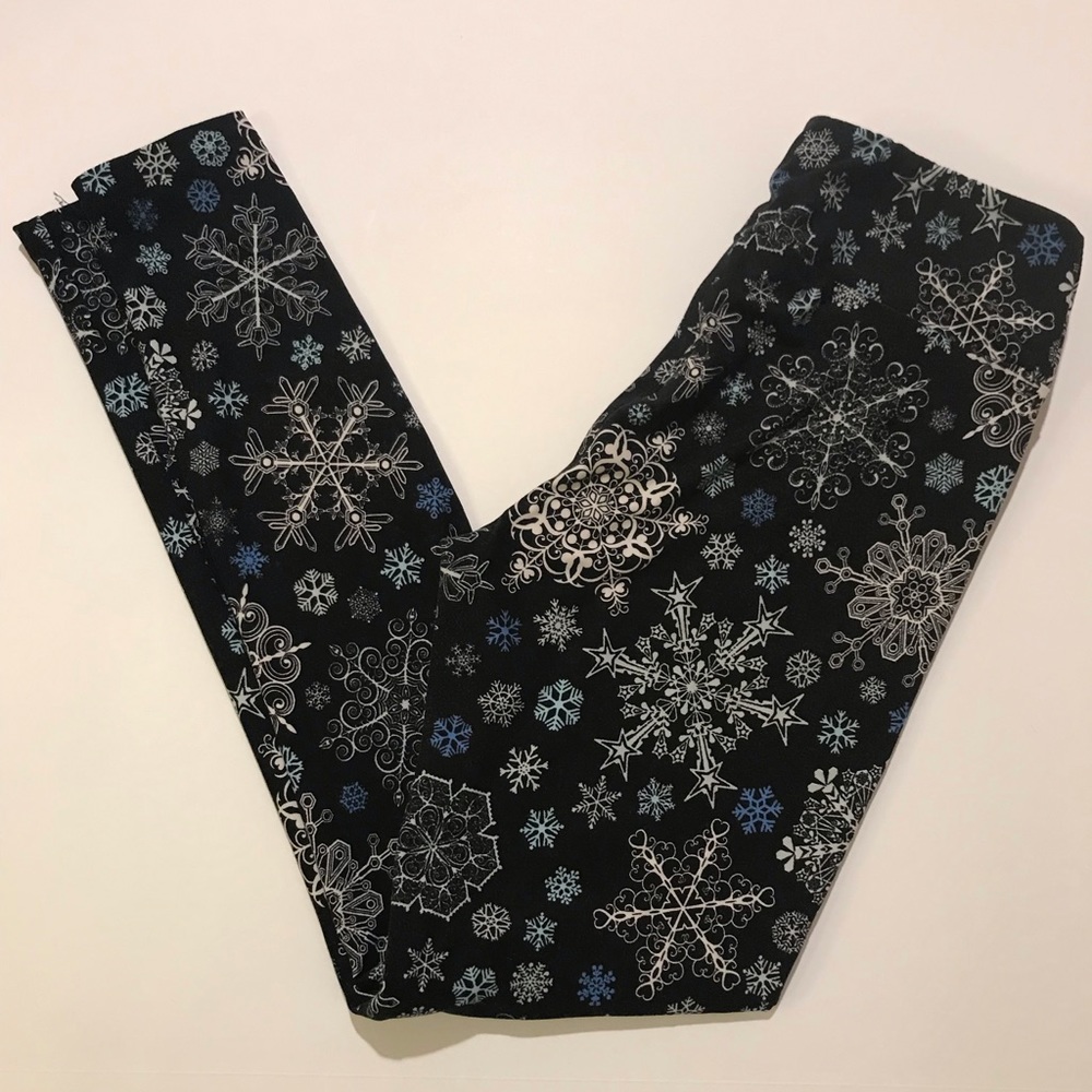 Lularoe Os Leggings. Snowflakes!
